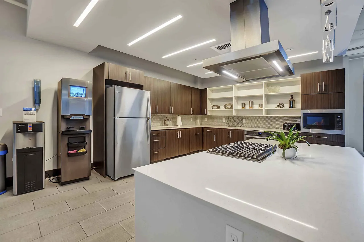 Cooper George Apartments