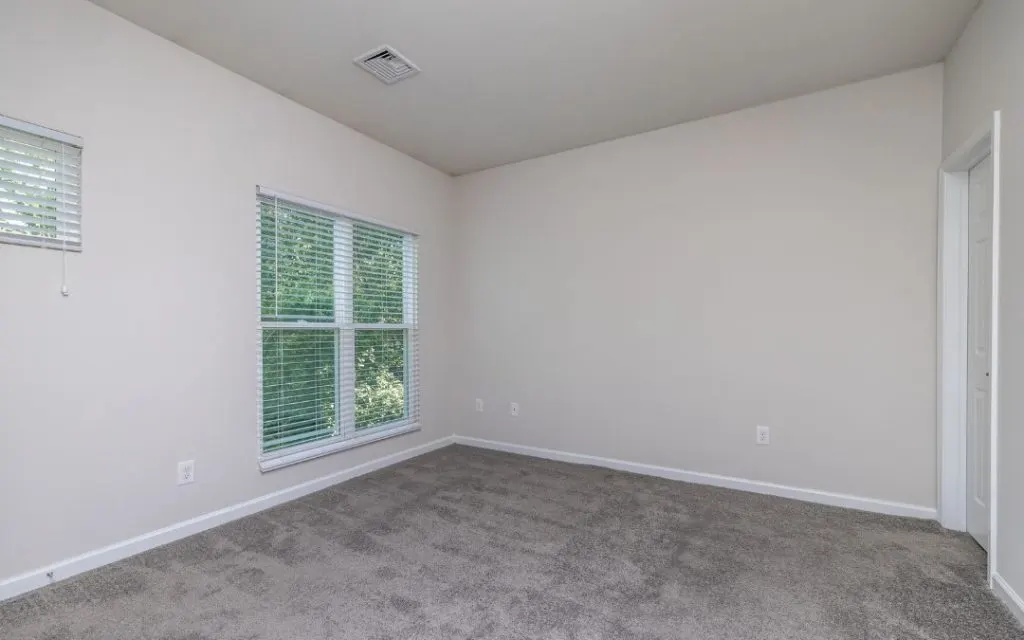 Stonington Farm Apartments