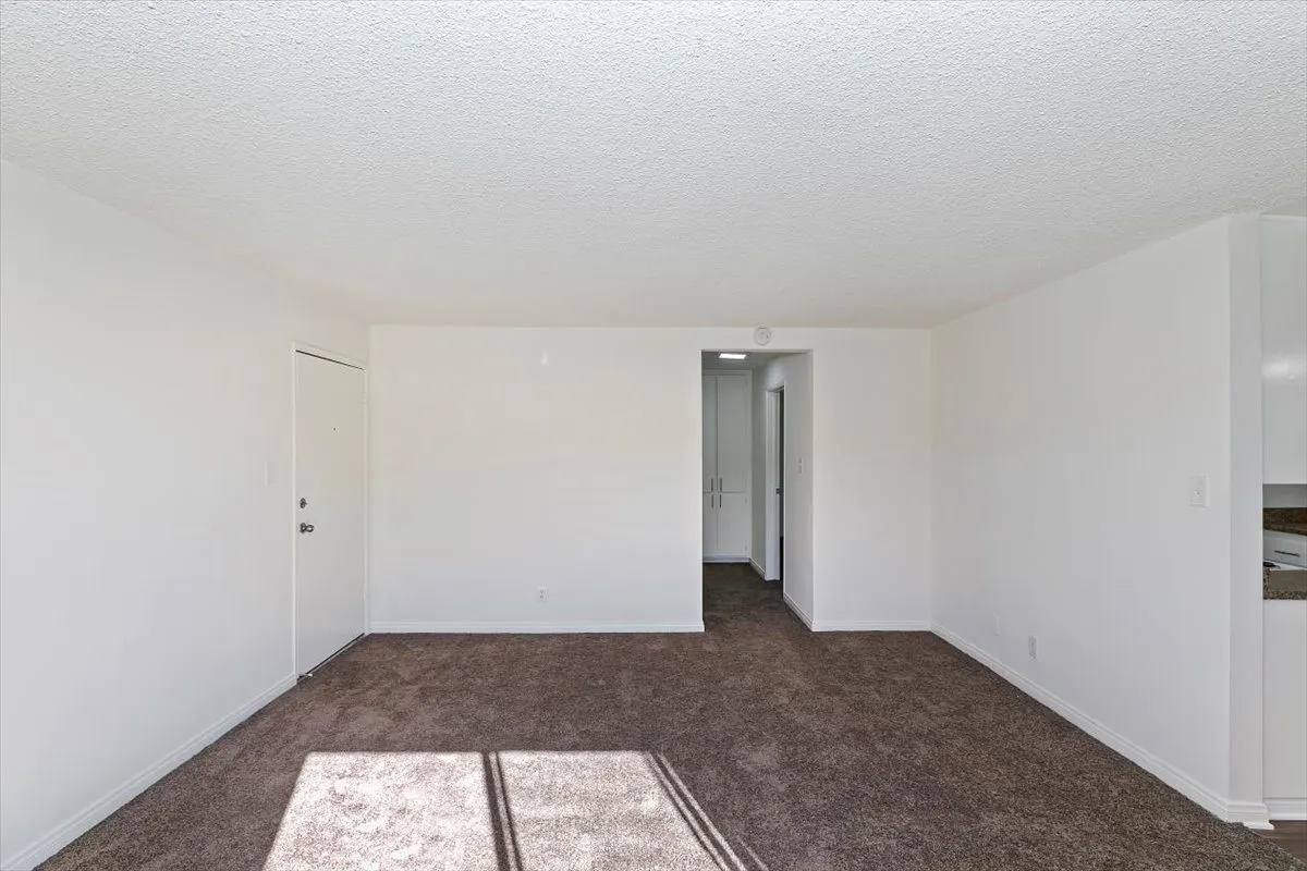 16205 Woodruff Apartments