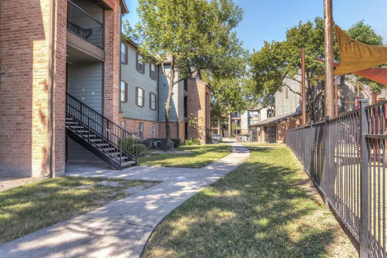 Windcrest on West Road Apartments