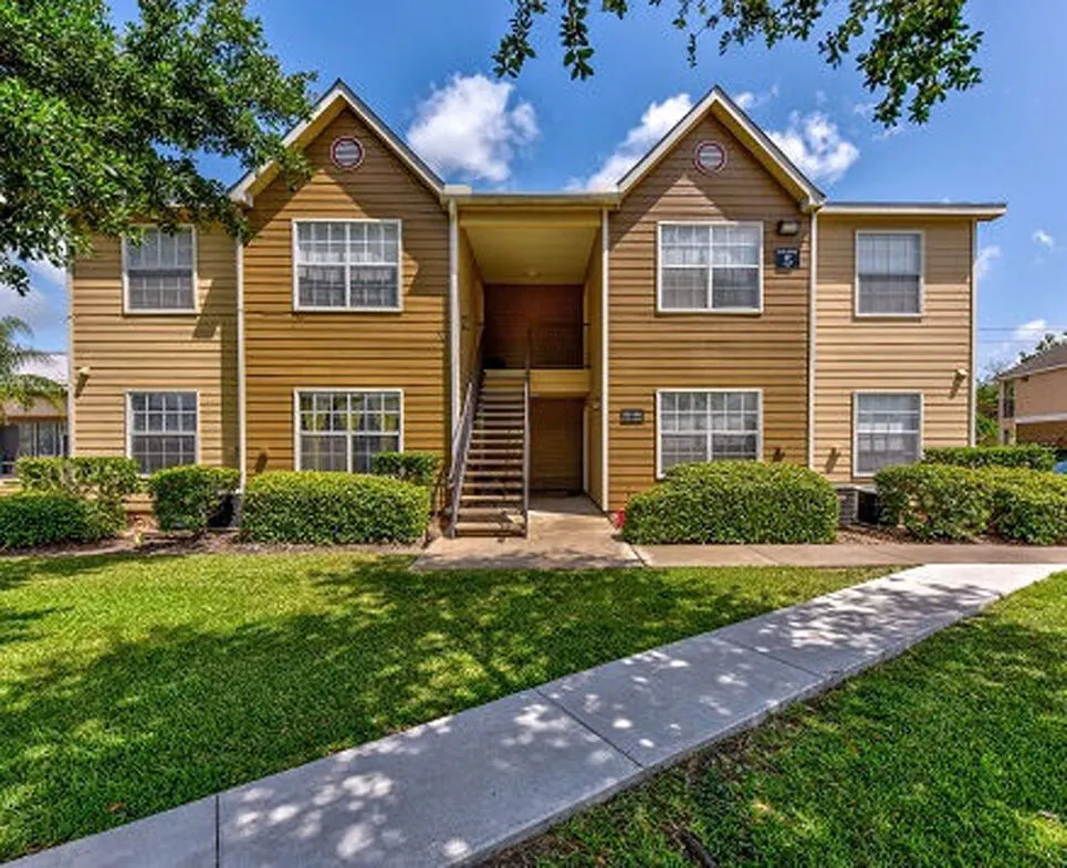 Briarstone Apartments