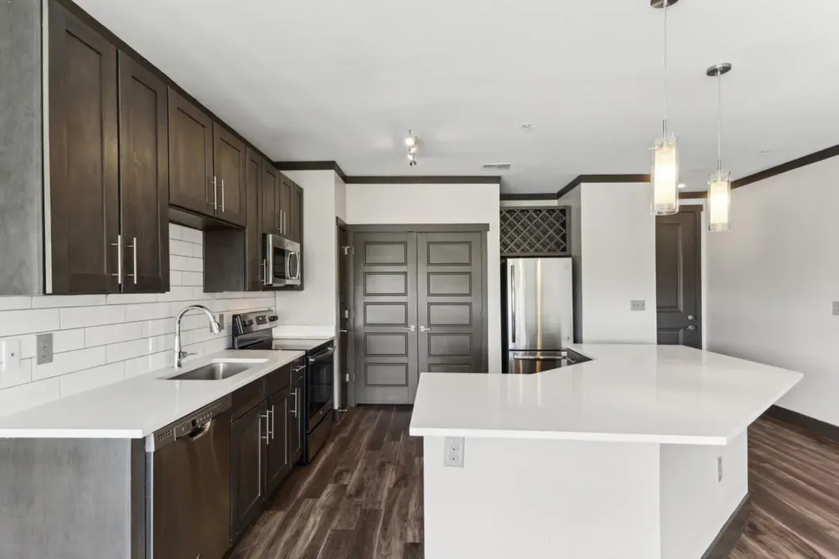 The Ivy Apartment Homes