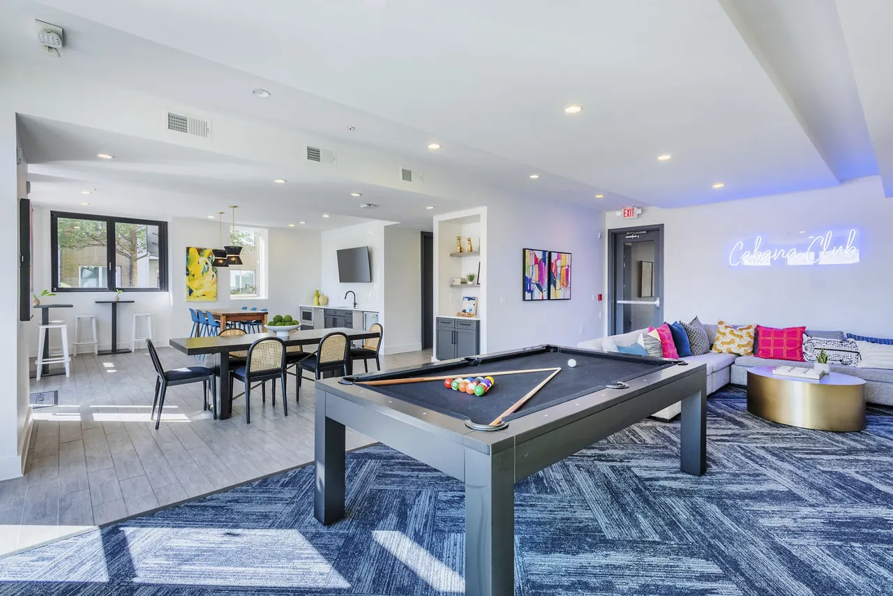 Presley Uptown Apartments