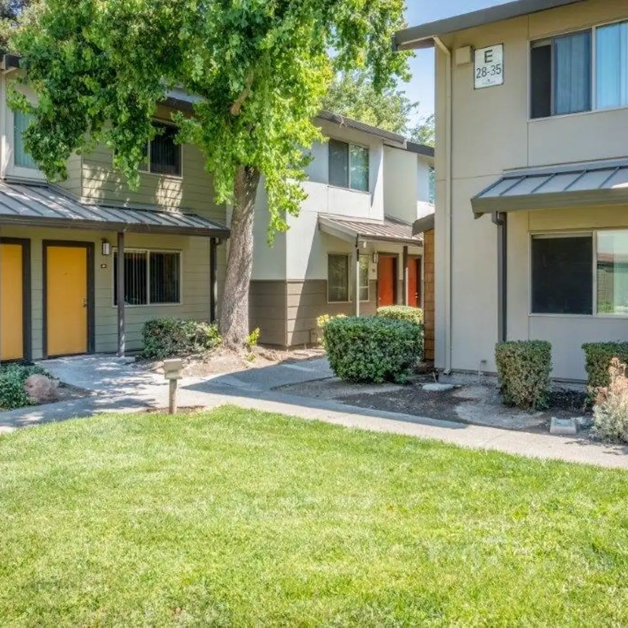 Woodcrest Apartments