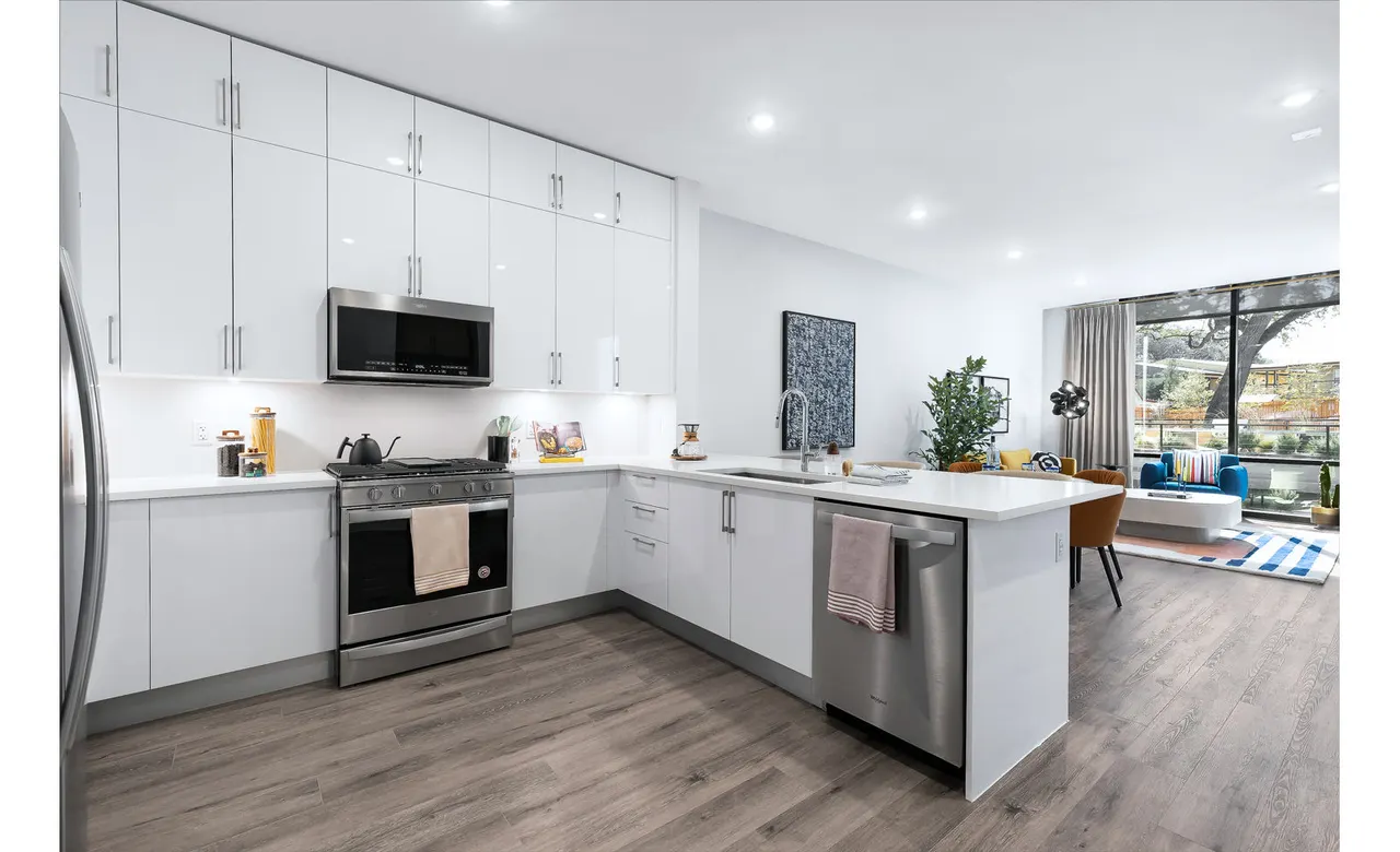 1155 Barton Springs