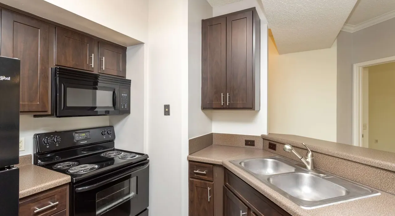 Steeplechase Apartments