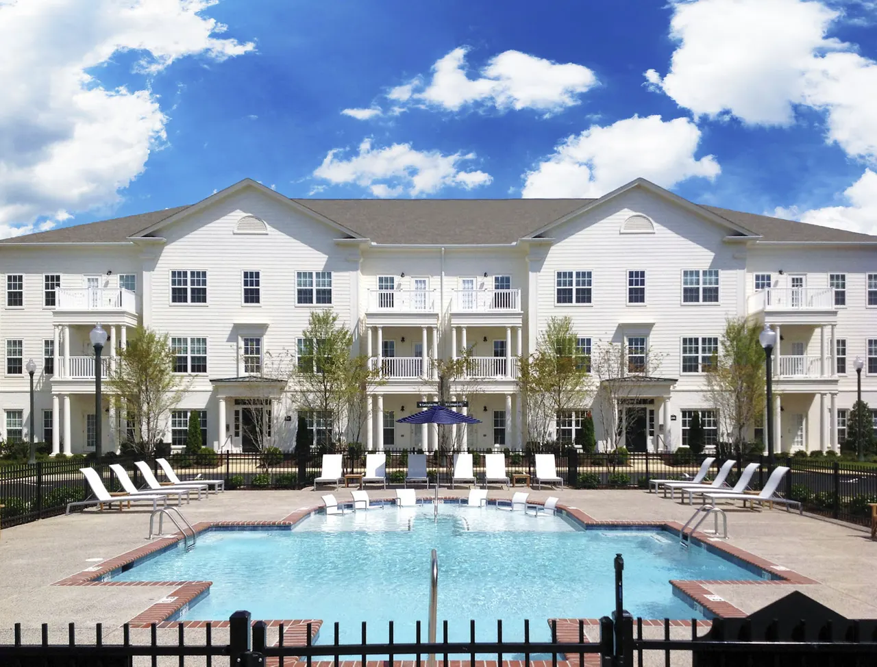 Carrington at Schilling Farms Apartments