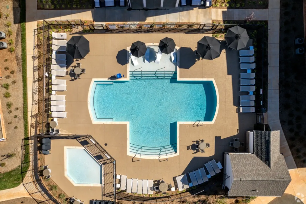 Townhomes at Bridlestone