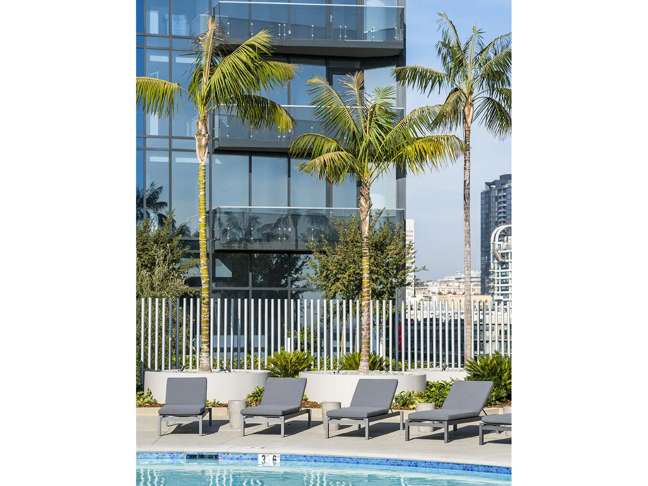 Circa LA Apartments