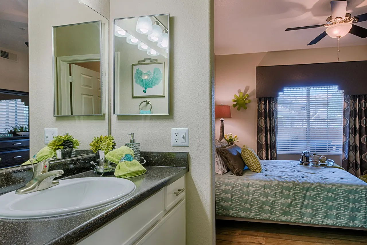 Pinnacle Terrace Apartments