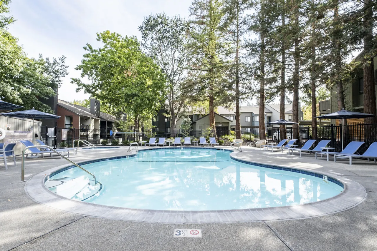 Indigo Apartments