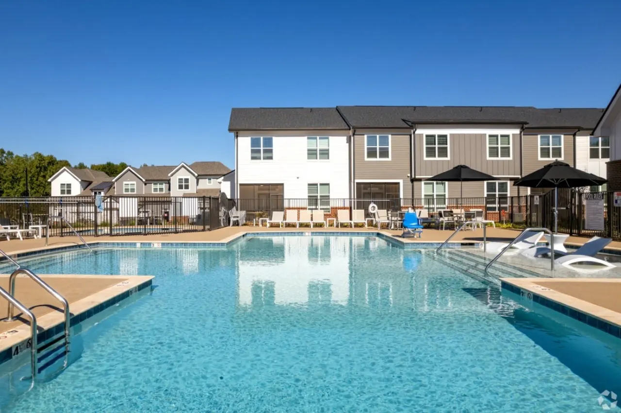 Townhomes at Bridlestone