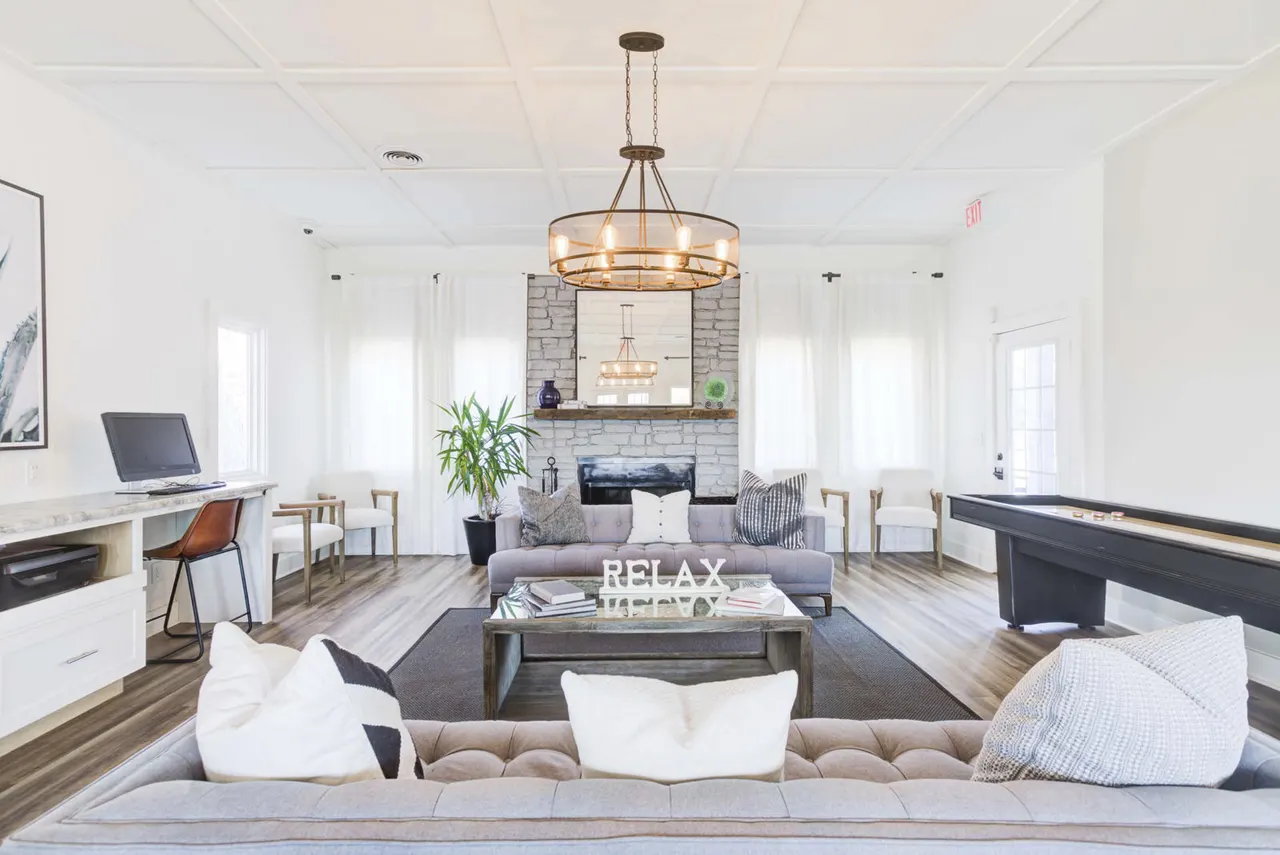 Cedar Pointe Apartments