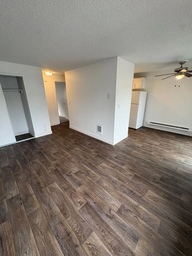 Moreland Place Apartments