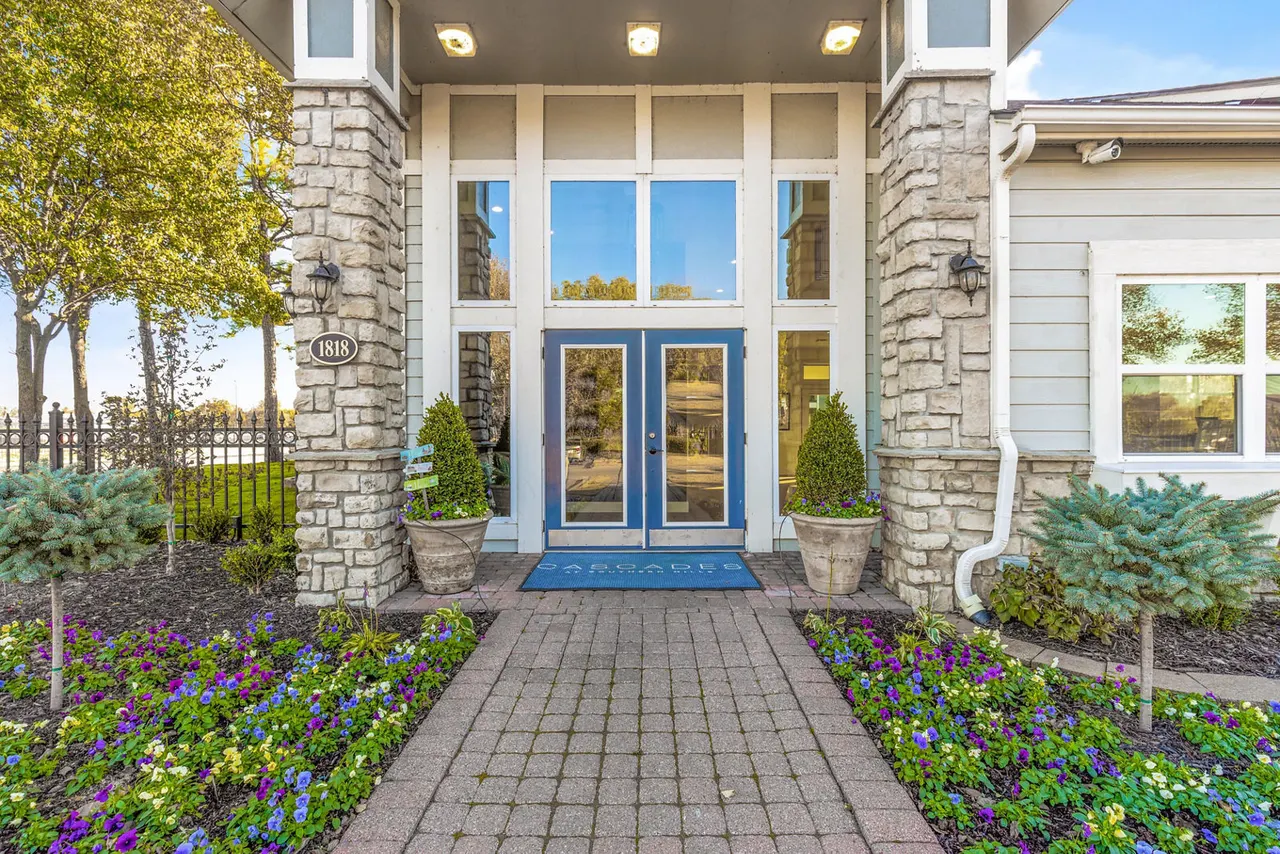 Cascades at Southern Hills Apartments