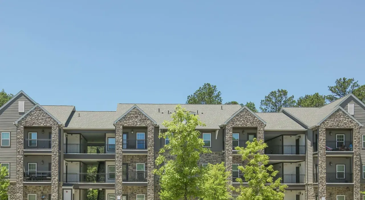 Alcove at River's Edge Apartments