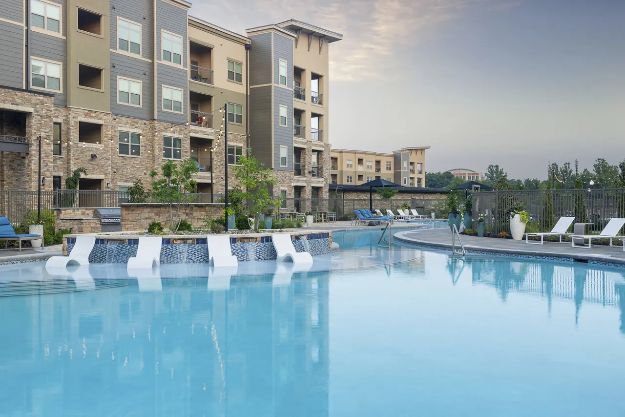 Cyan Southcreek