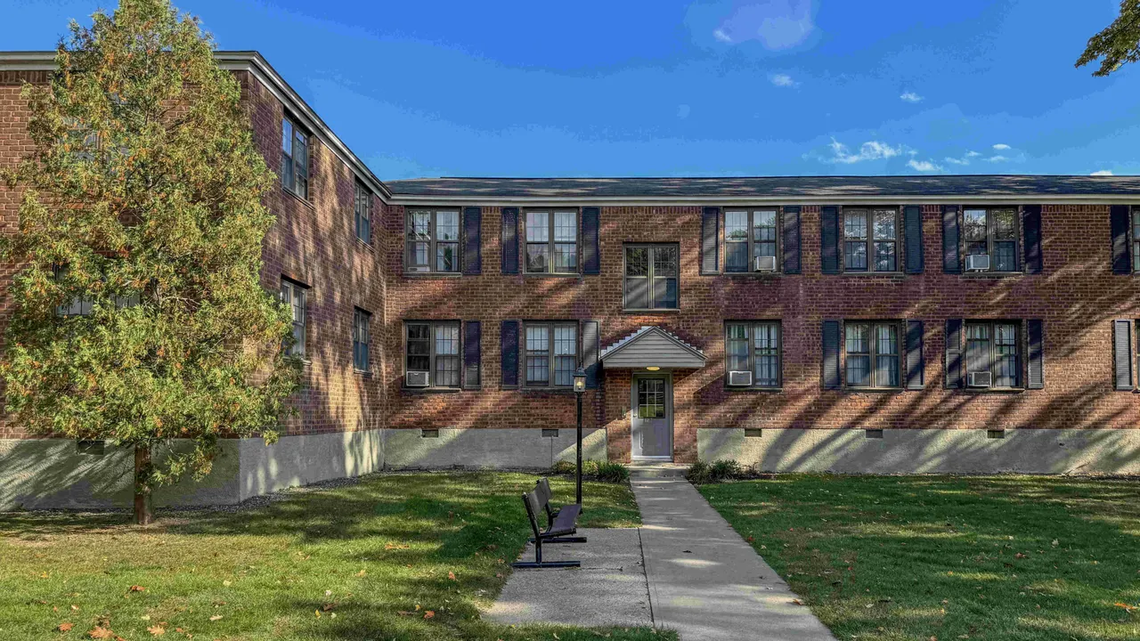 Loudon Arms Apartments