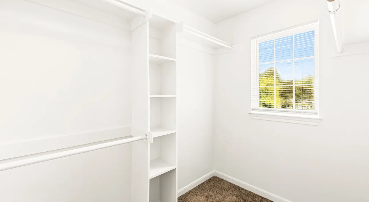 Dakota Ridge Apt