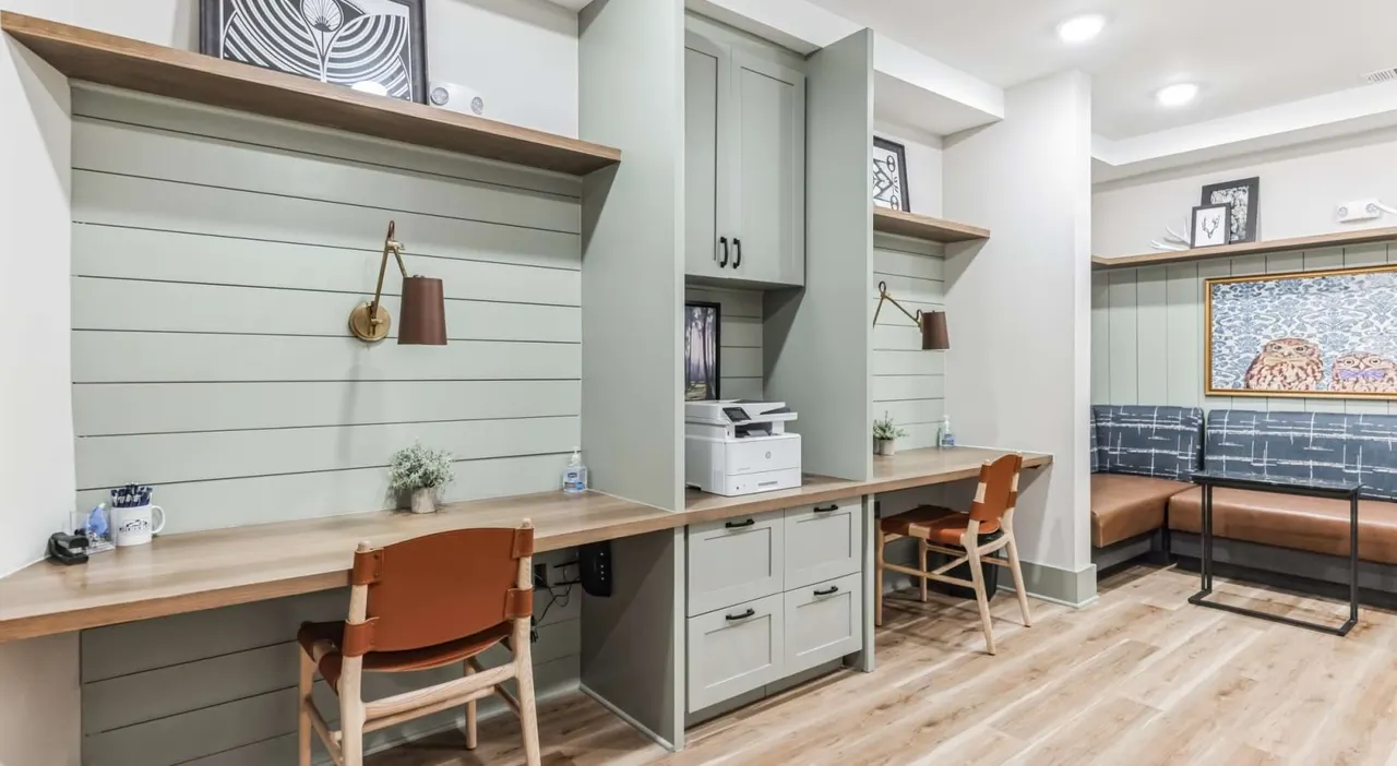 Mountain Creek Apartments