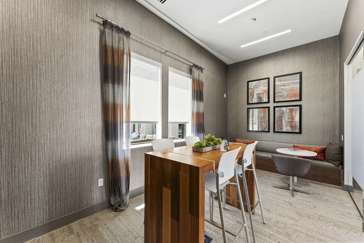 Solaire Apartments