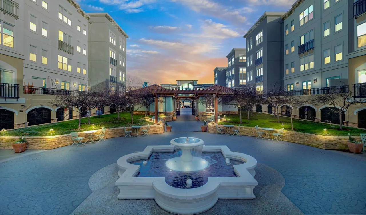 Santana Heights