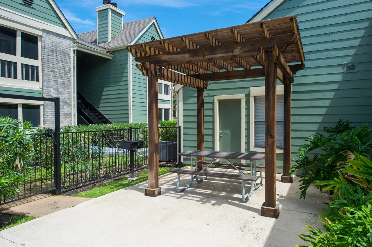 Willow Springs Apartments