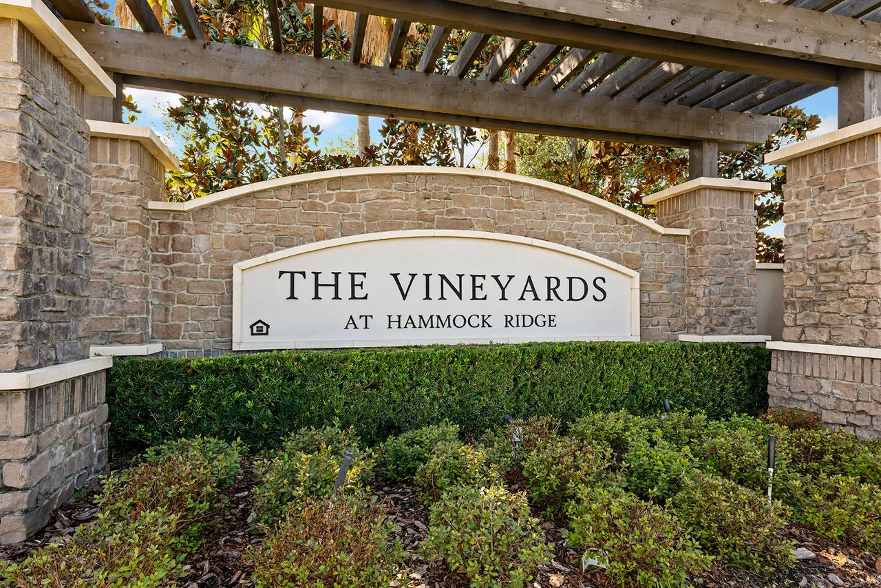 The Vineyards at Hammock Ridge Apartments