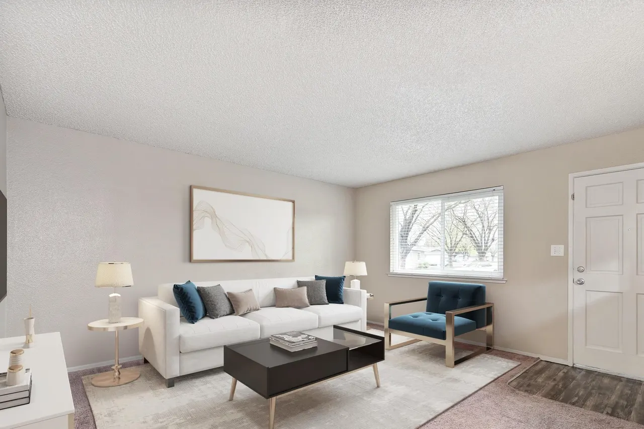 Briggsmore Place Apartment Homes