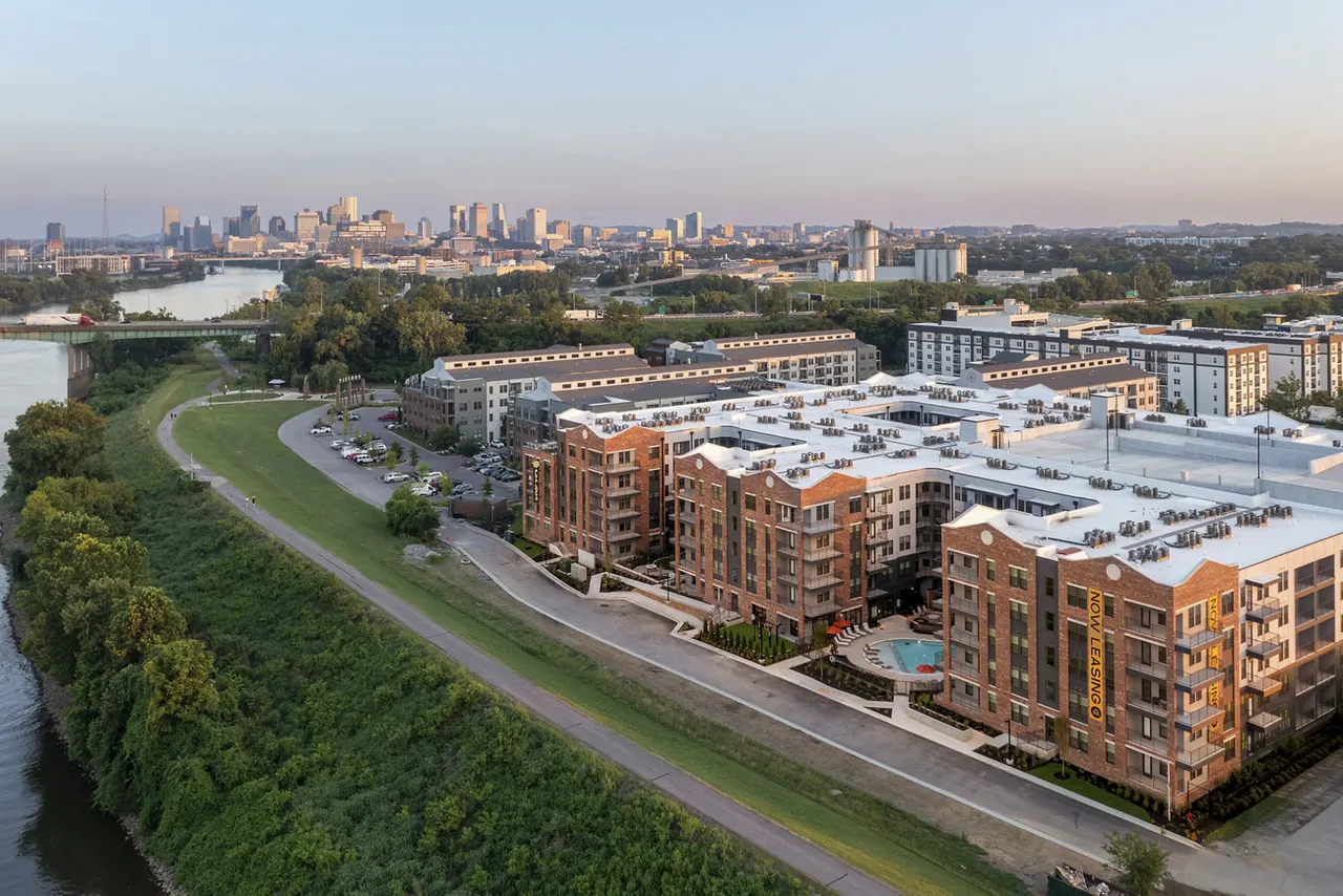Apex Riverstone