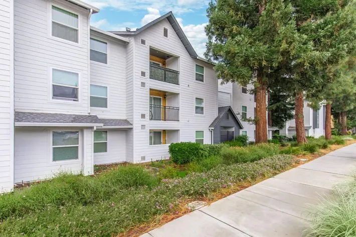 The Hazelwood Apartments