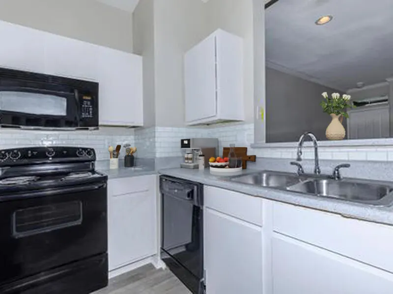 The Summit at Benavides Park Apartments