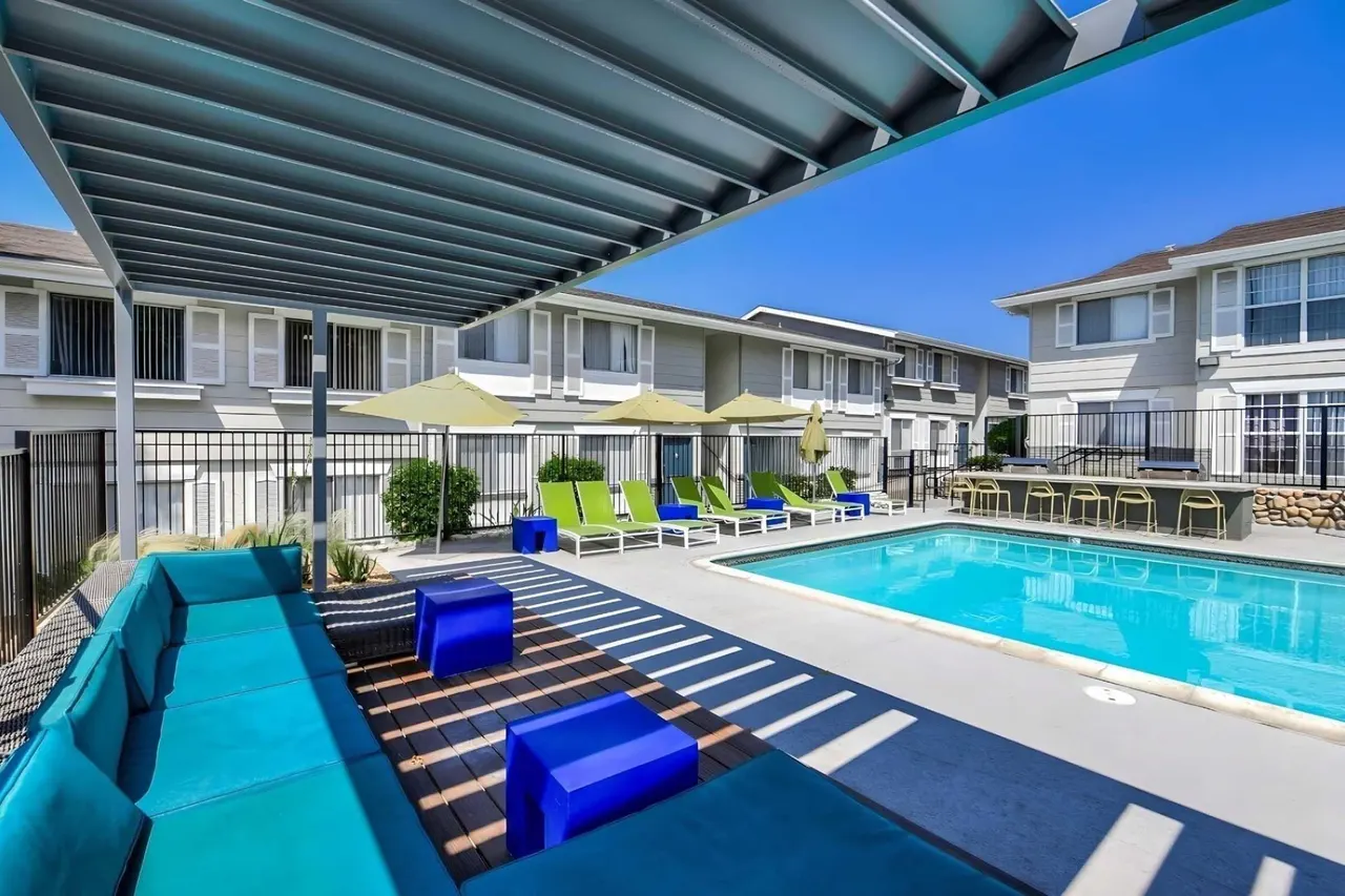 Highline Apartments