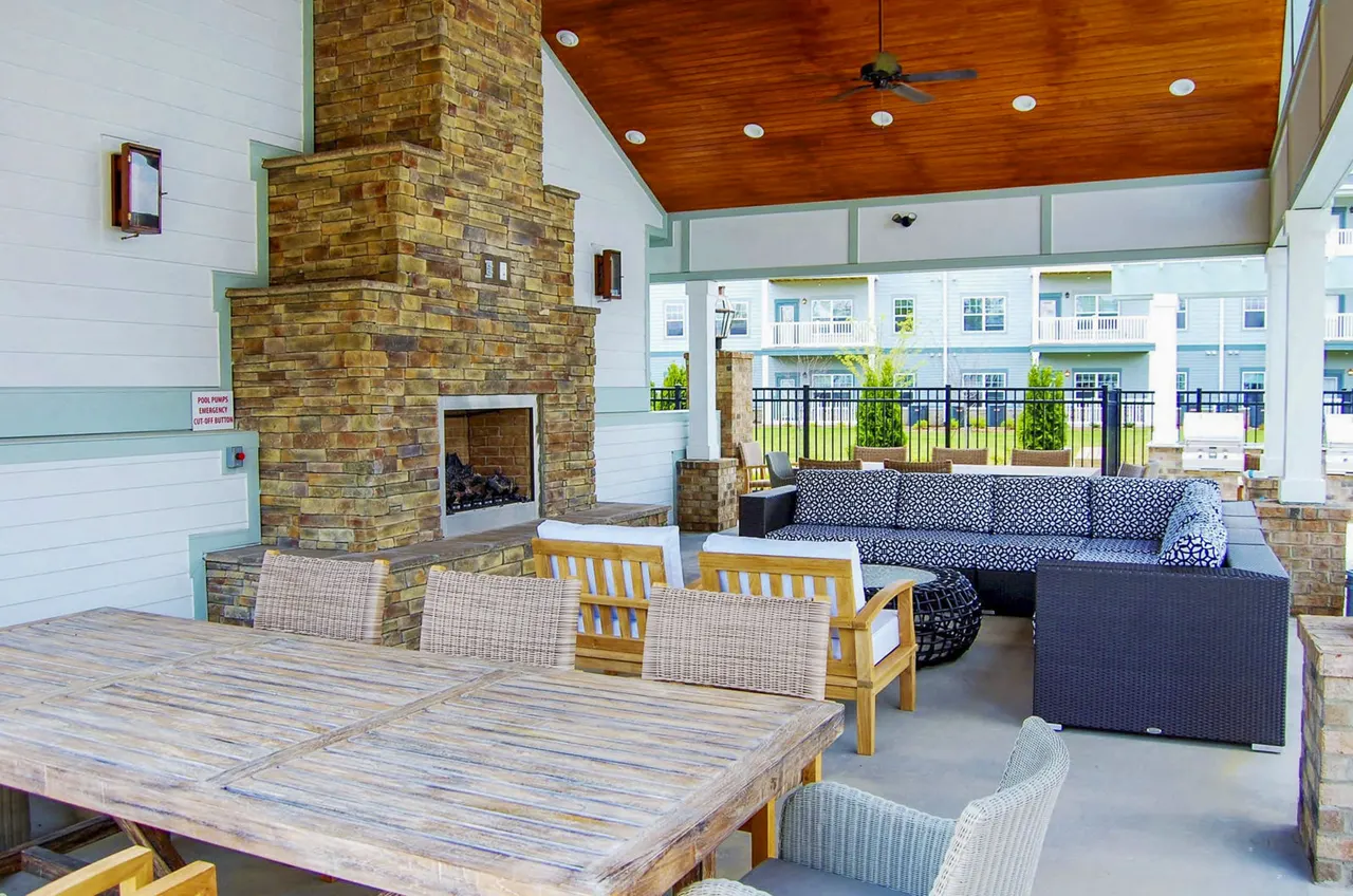 Indigo at Cross Creek Apartments