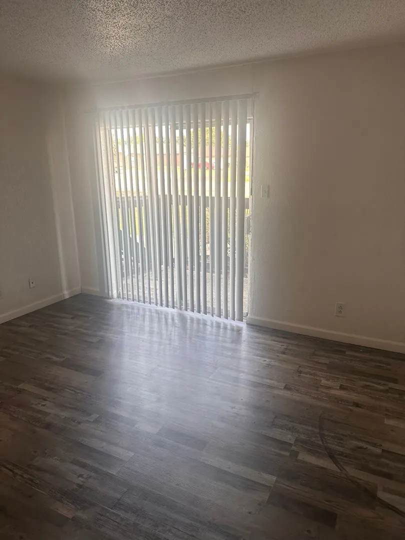 Creekwood Apartments