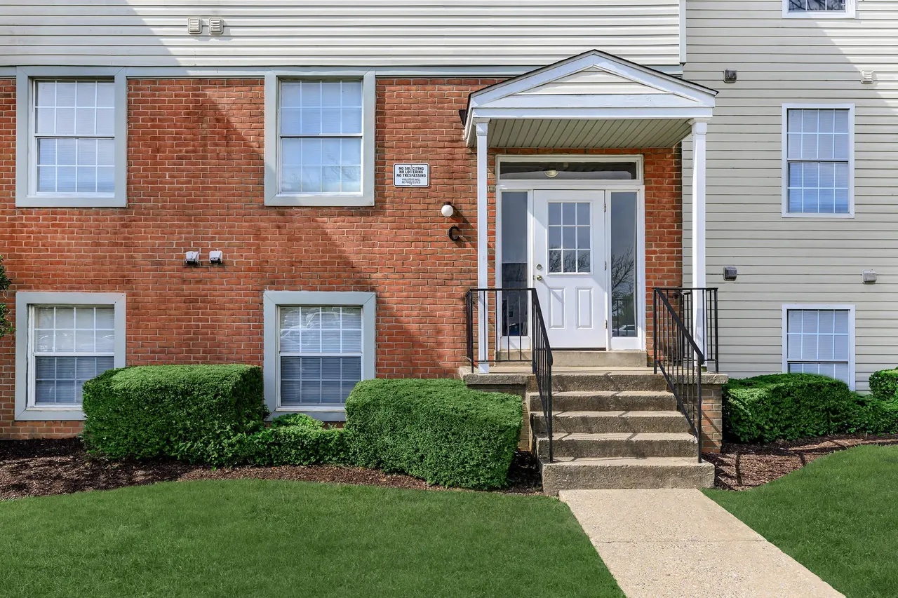 Hickory Hill Apartments