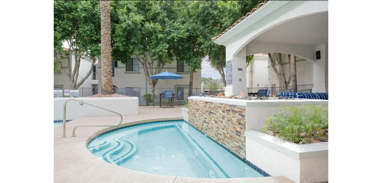 Solis at Towne Center Apartments