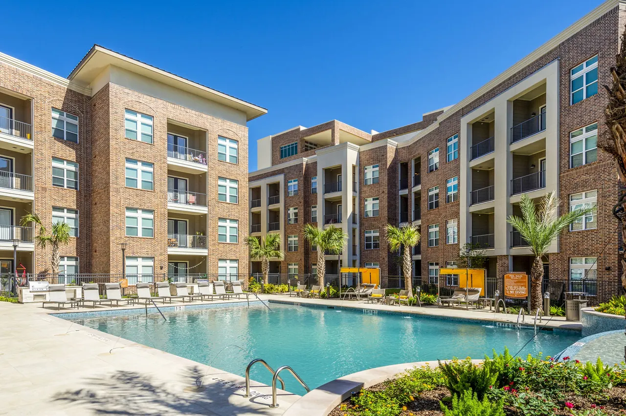 Hardy Yards Apartment Homes