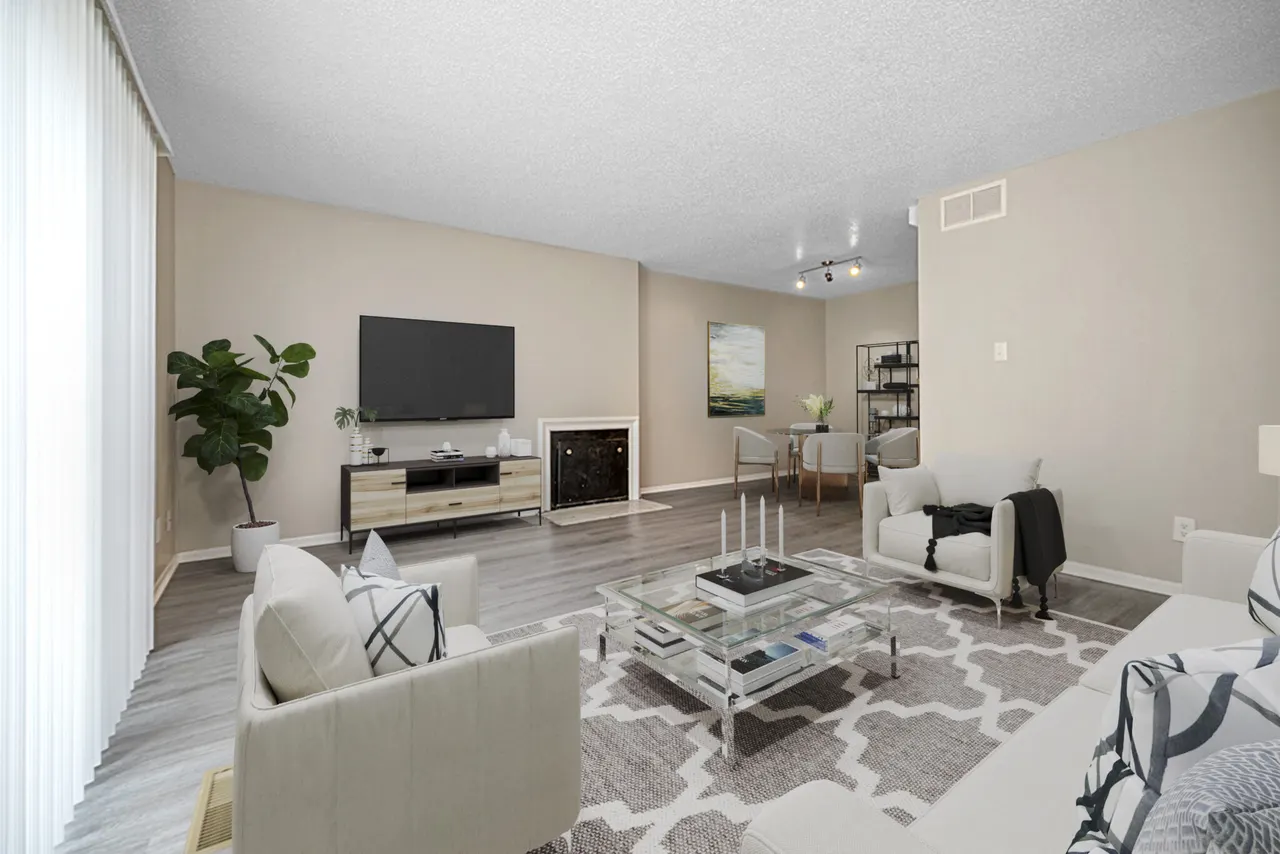 Windchase Flats & Townhomes