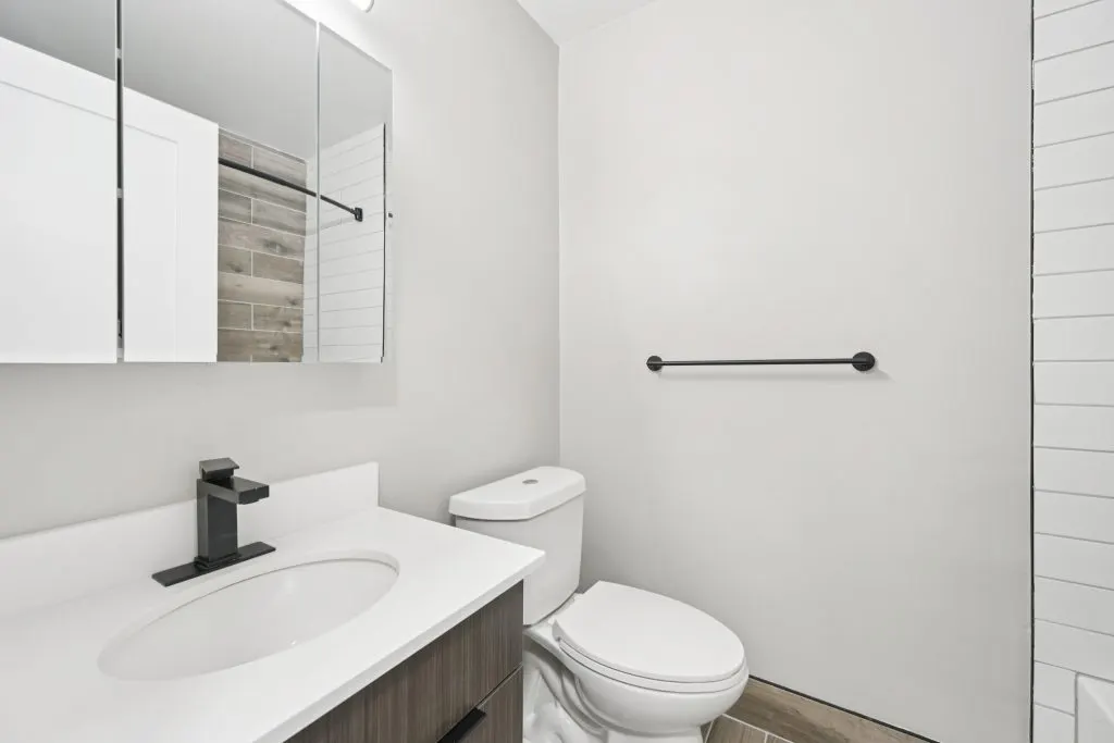 The Vista Apartments