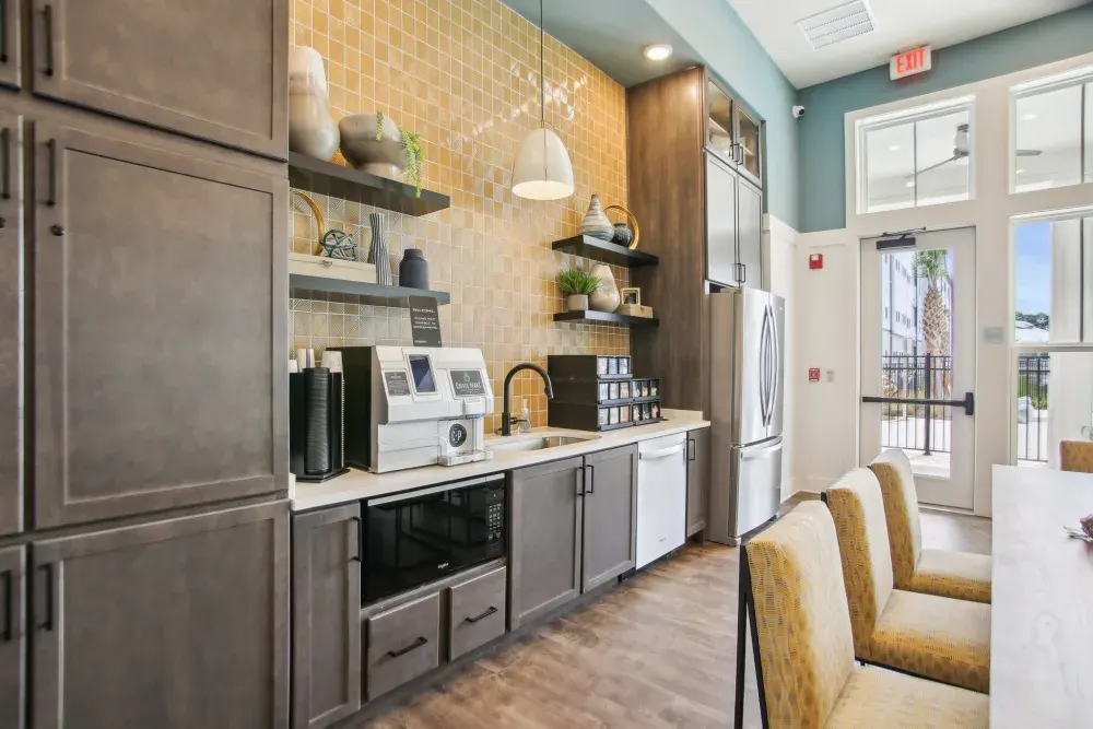 Avion Apartments
