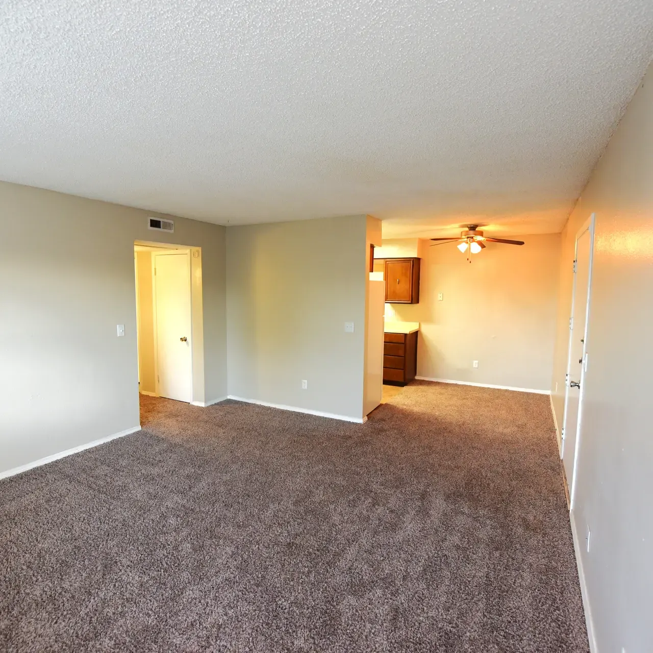Raintree Meadows Apartments
