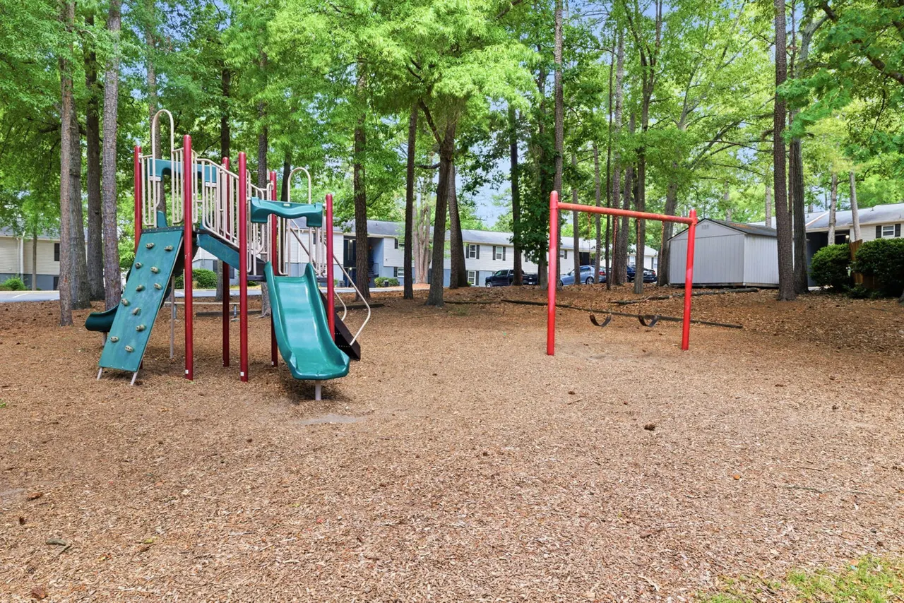North Oaks Landing