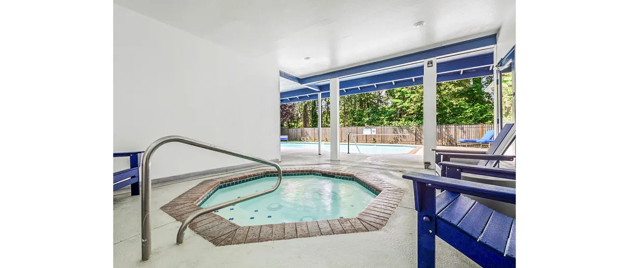 Chestnut Hills Apartments