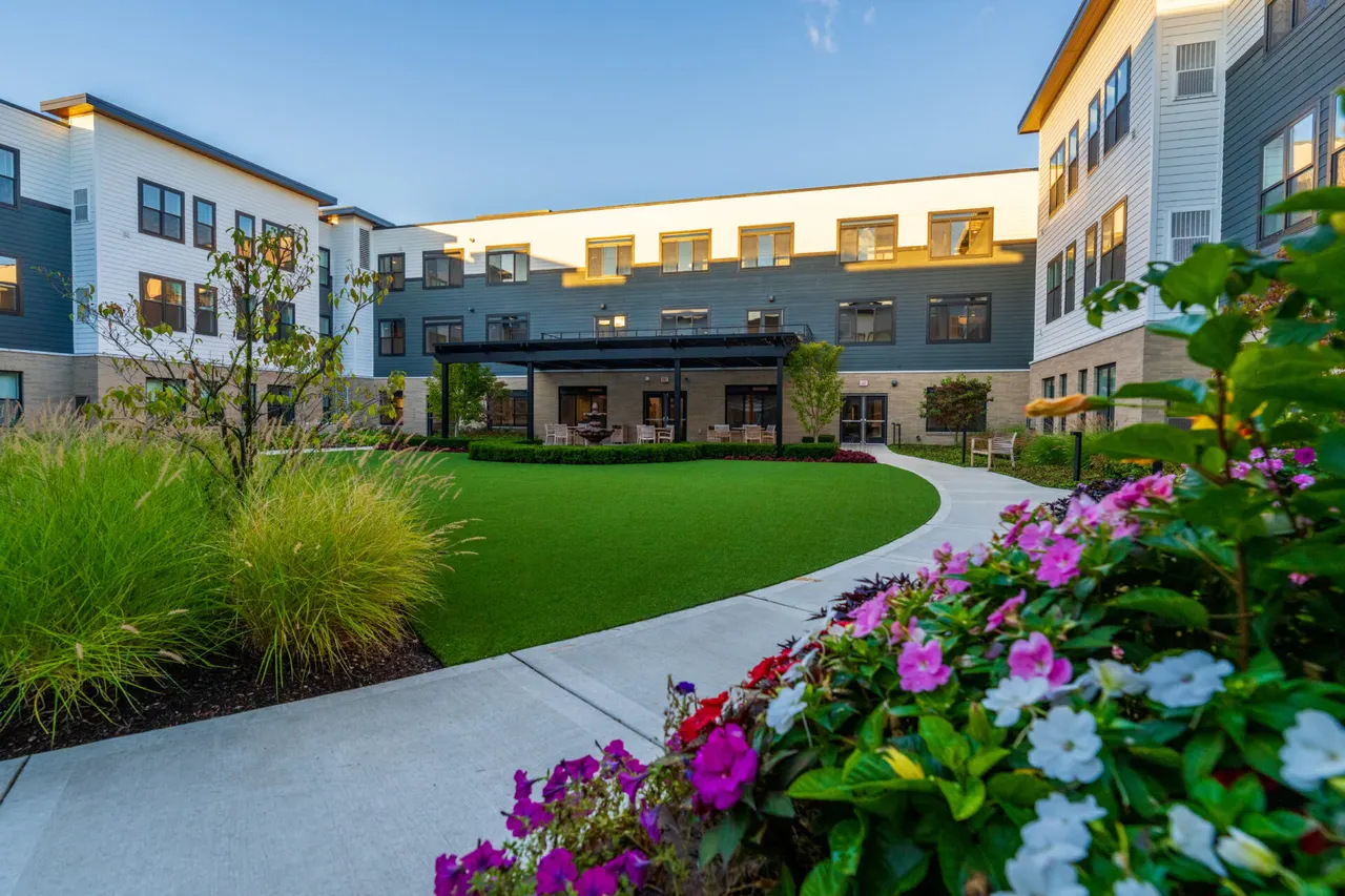 Rose Senior Living Farmington Hills