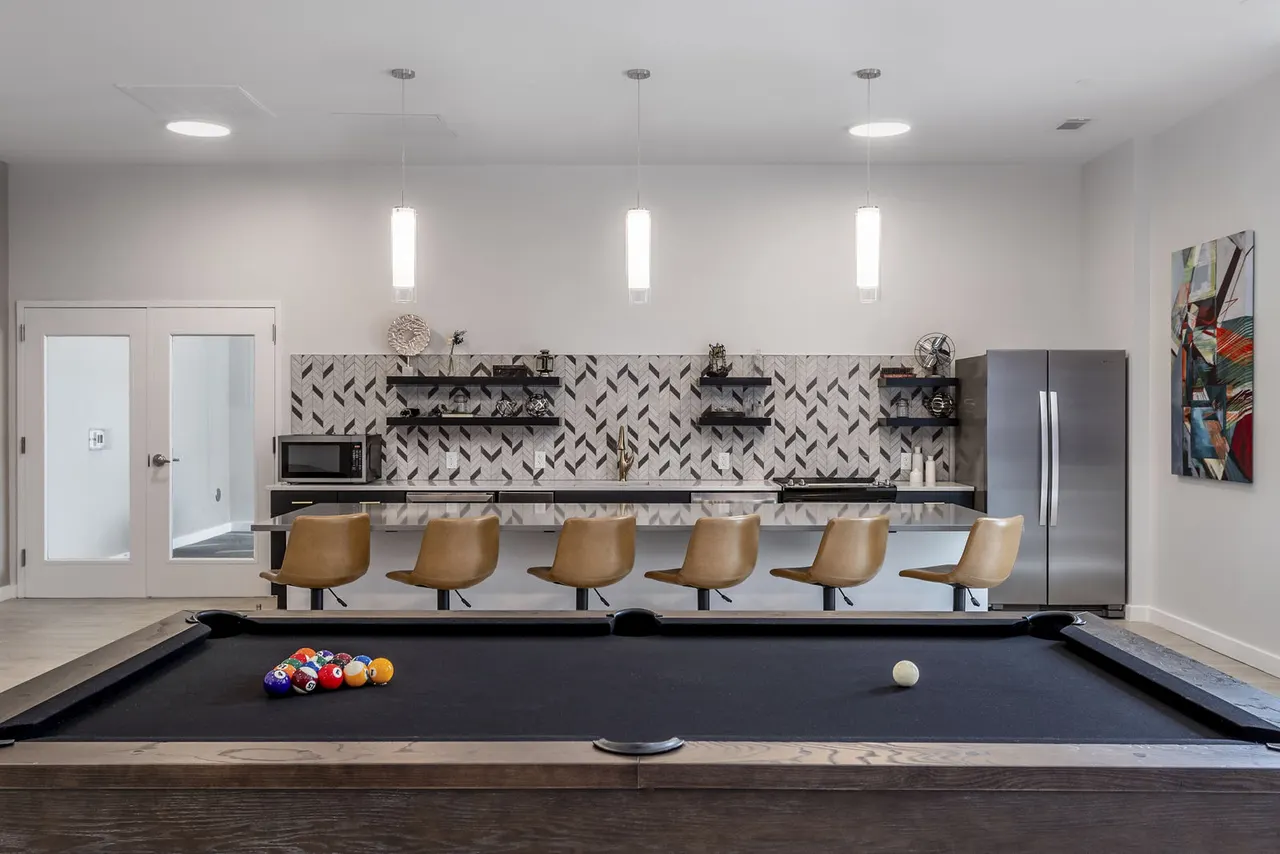 Centro at Pine Nash Apartments