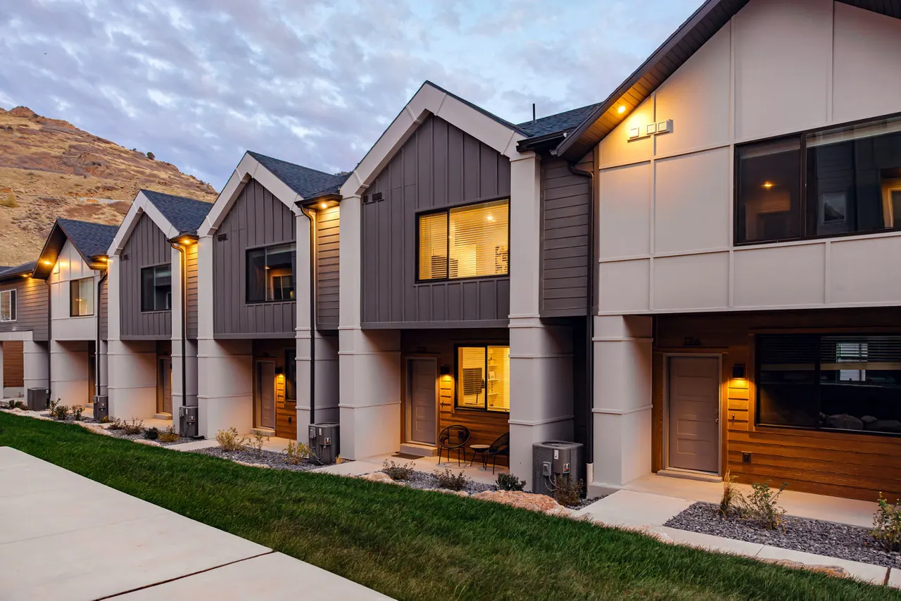 Enduro Townhomes