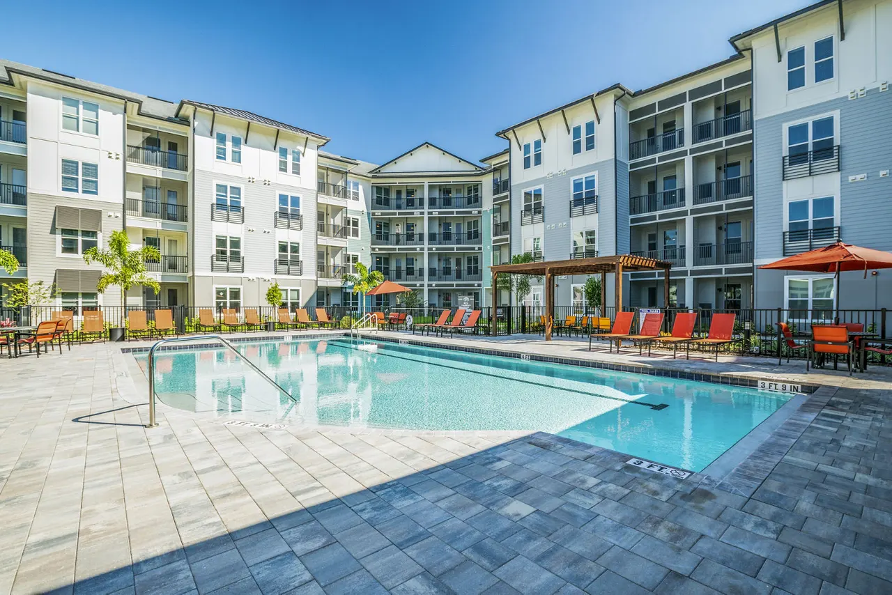 The Pointe at Siena Ridge