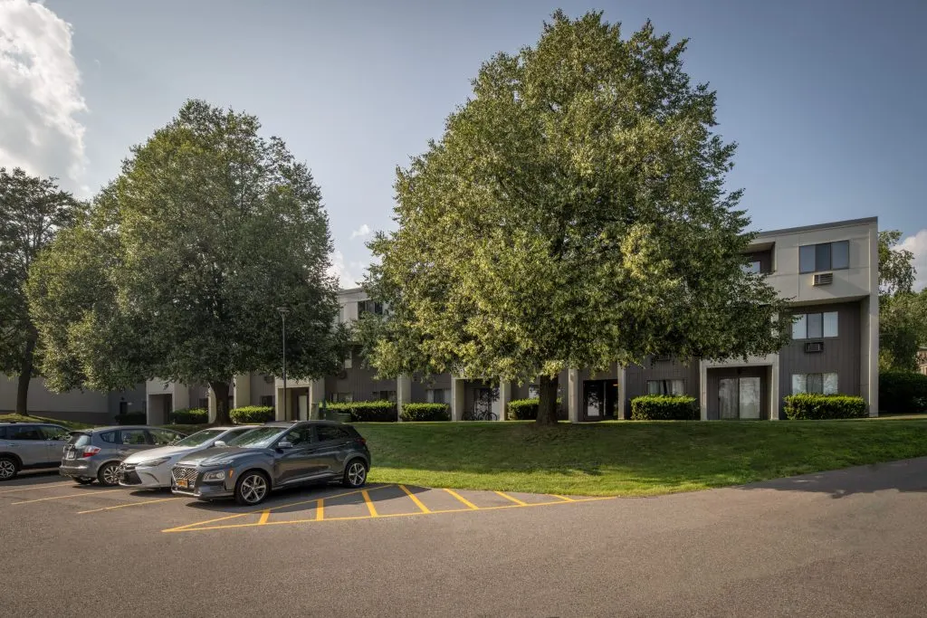 Indian Ridge Apartments