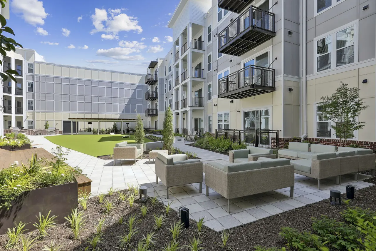 3500 West View